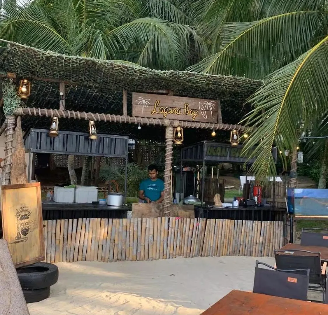 Maisie Rainbow Penang تانجونغ بونغاه ماليزيا